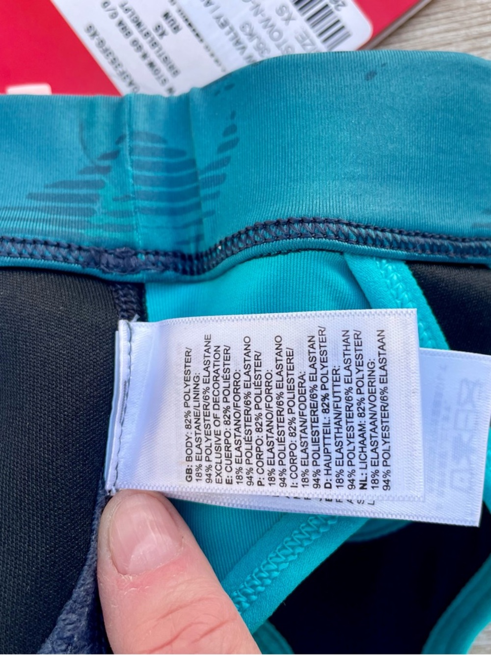 NEW North Face Stow-n-Go Phone Pocket Botanical Tropical Teal Blue Sports Bra XS - Picture 13 of 15